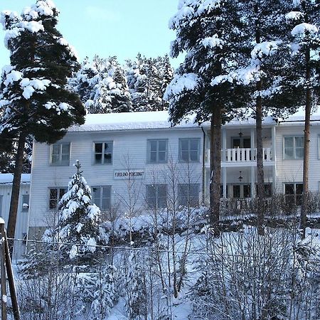 Furulund Pensjonat Рон Экстерьер фото